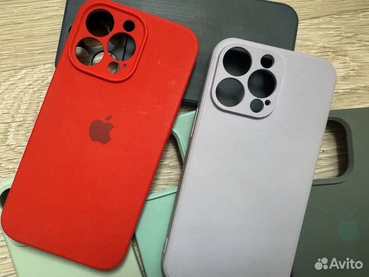 Продам чехлы на iPhone 13 Pro