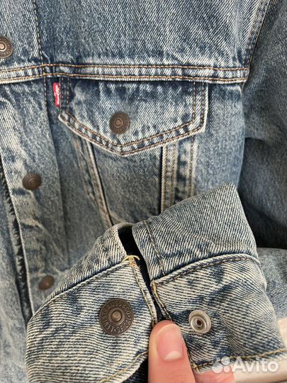 Куртка джинсовая Levis с мехом