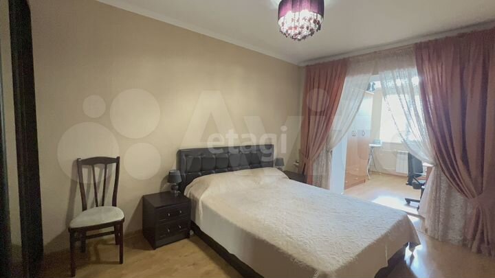 2-к. квартира, 64 м², 5/5 эт.