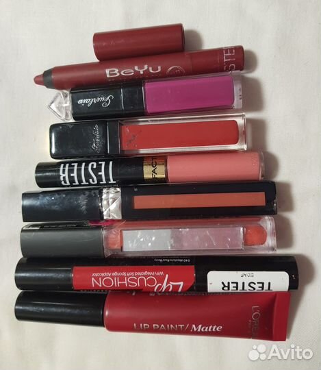 Новая губная помада в ассортименте