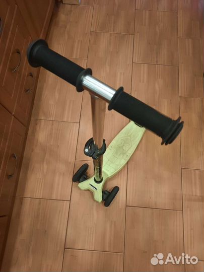 Самокат Maxi Micro