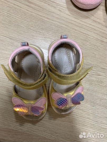 Босоножки для девочки 23 размер