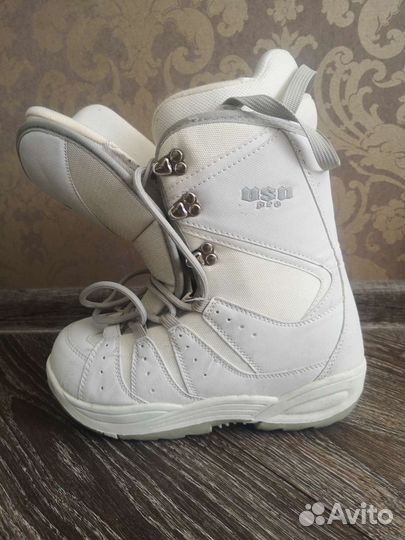 Сноубордические ботинки женские 38