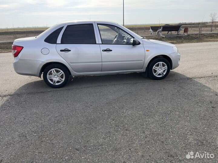 LADA Granta 1.6 МТ, 2012, 125 000 км