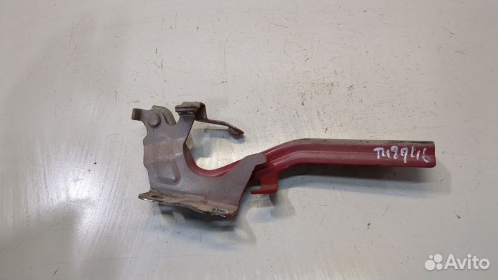 Петля капота правая Nissan Juke