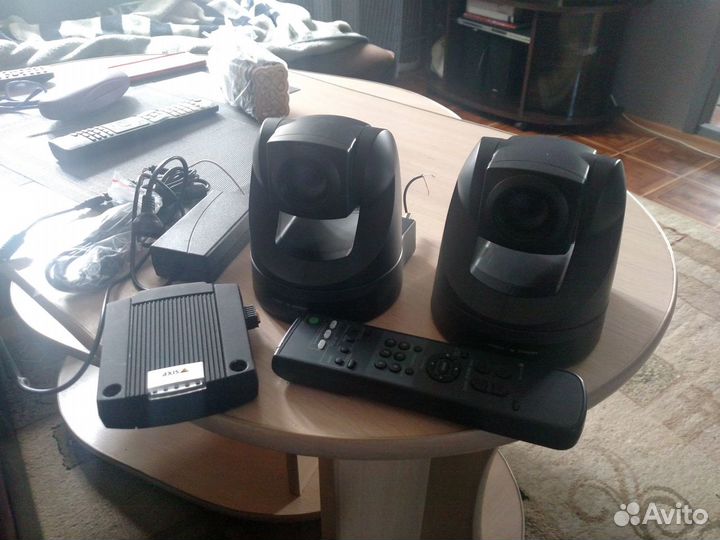 Видеокамера поворотная sony EVI-D70 + допы