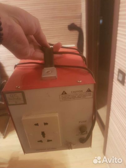 Стабилизатор напряжения