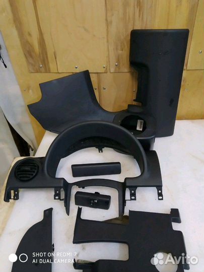 Пластик торпеды Jeep Liberty kj, kk