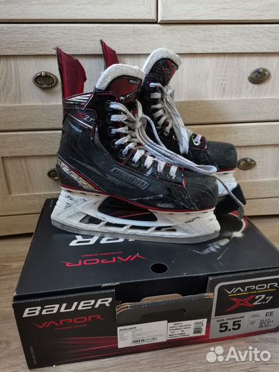 Коньки хоккейные