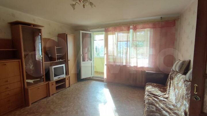 2-к. квартира, 55 м², 4/9 эт.