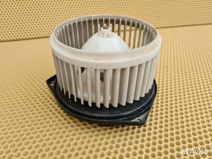 Мотор печки Infiniti