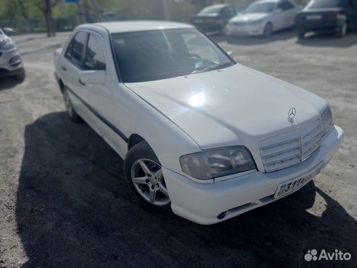 Бампер mercedes 202