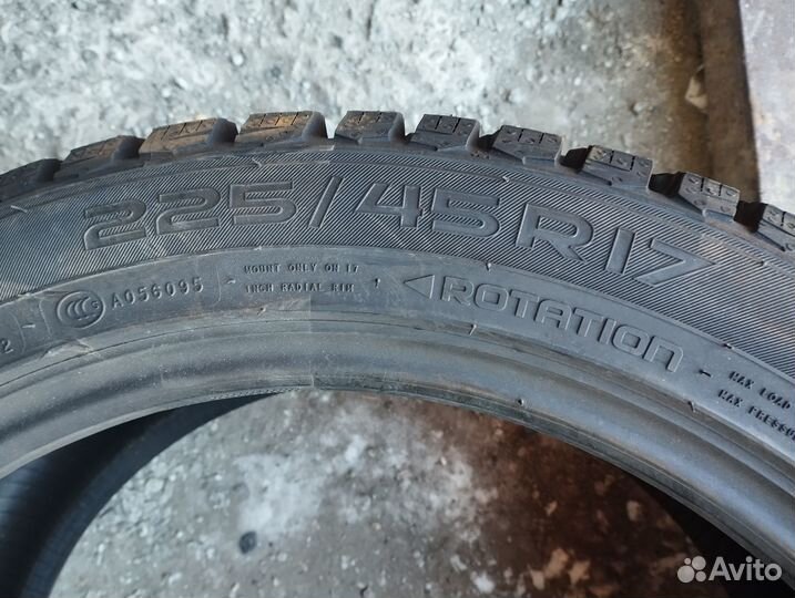 Nokian Tyres Hakkapeliitta 9 225/45 R17 94T