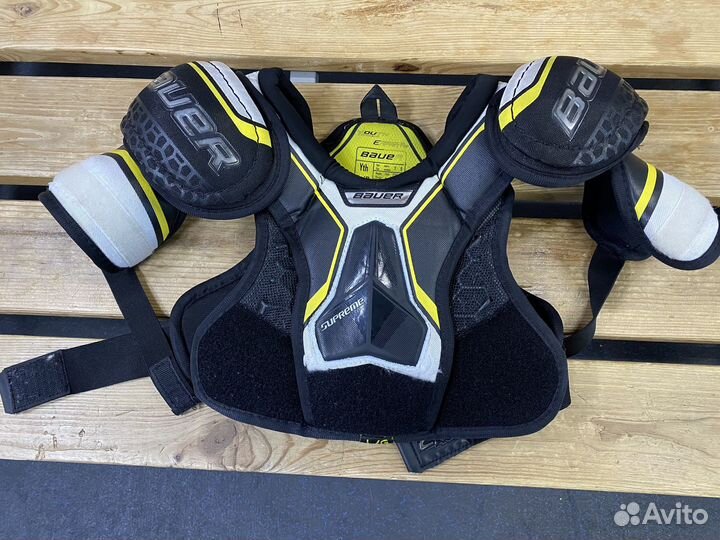 Нагрудник хоккейный детский