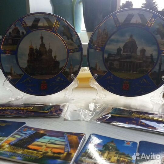 Сувениры из Санкт-Петербурга
