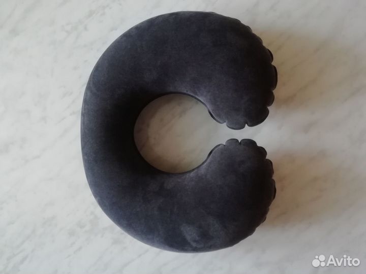 Надувная подушка для путешествий