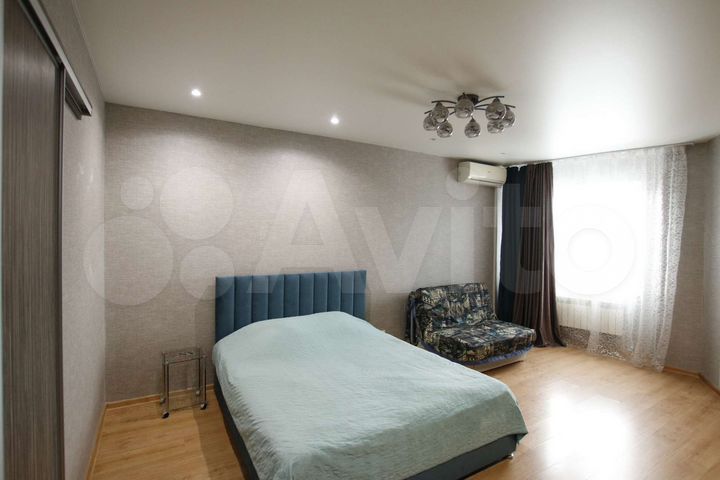 1-к. квартира, 64 м², 10/18 эт.