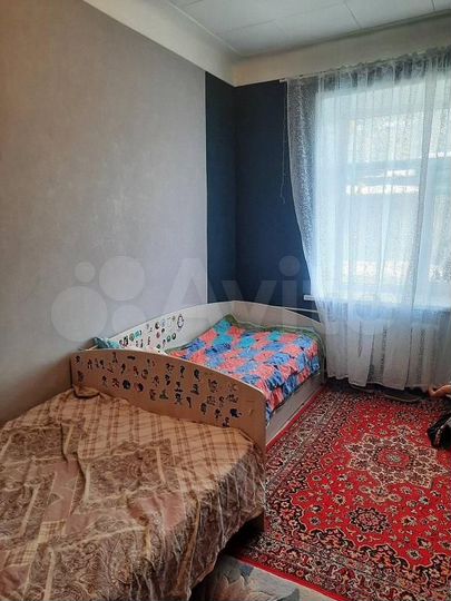 3-к. квартира, 50 м², 1/4 эт.