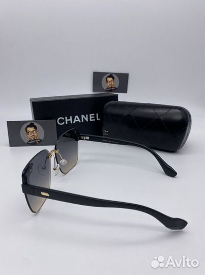 Очки chanel с фирменным комплектом