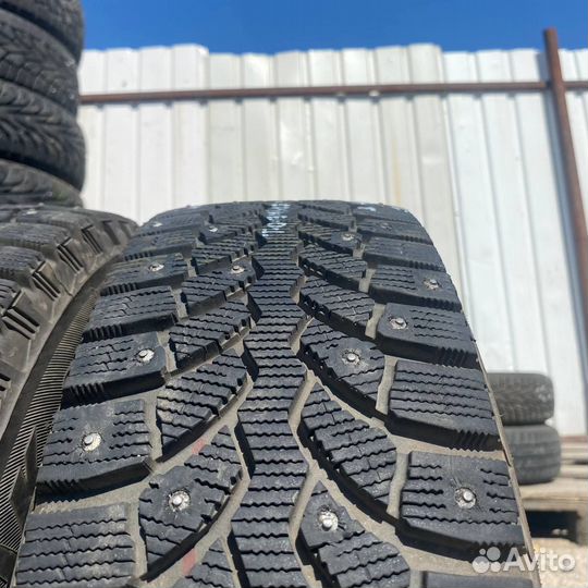 Bridgestone Blizzak Spike-01 175/70 R14 84T