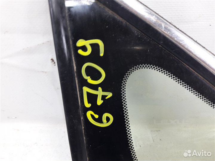 Стекло двери глухое переднее правое Lexus Rx 3