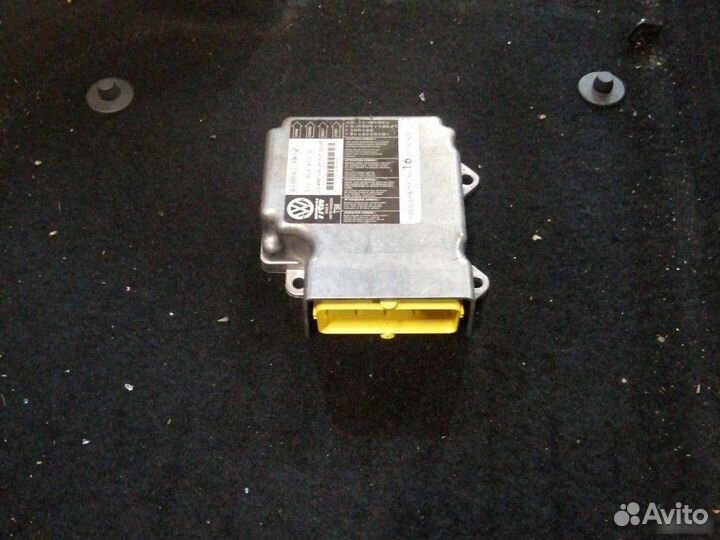 Блок управления AIR BAG Skoda Superb 2