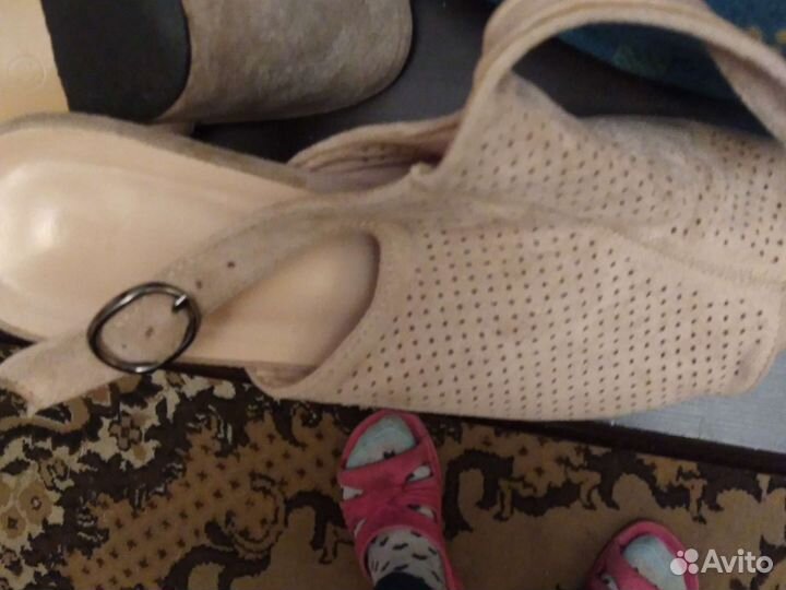 Босоножки женские 39 размер