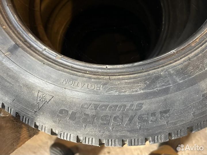 Yokohama Ice Guard IG35 215/65 R16 102T