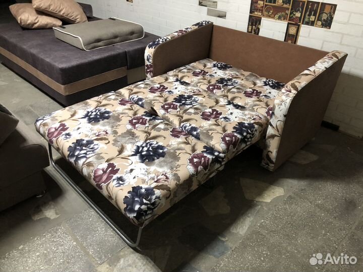 Диван лягушка