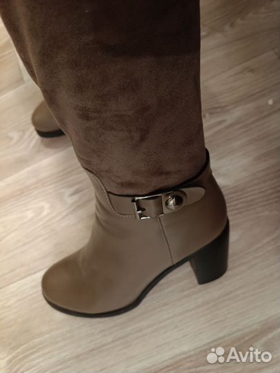 Сапоги женские демисезонные 38 размер