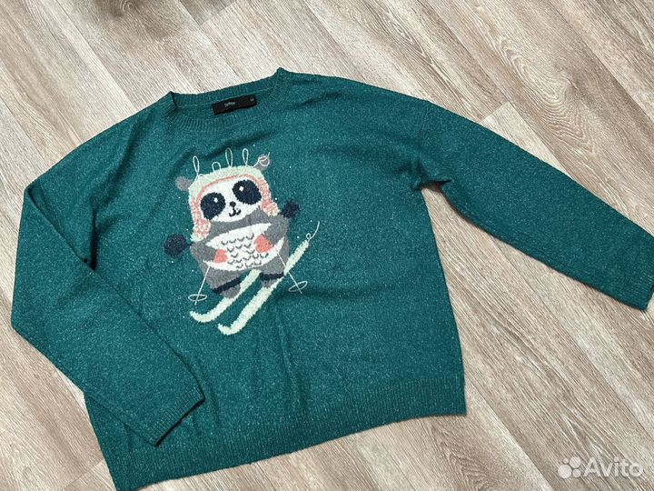 Свитер женский