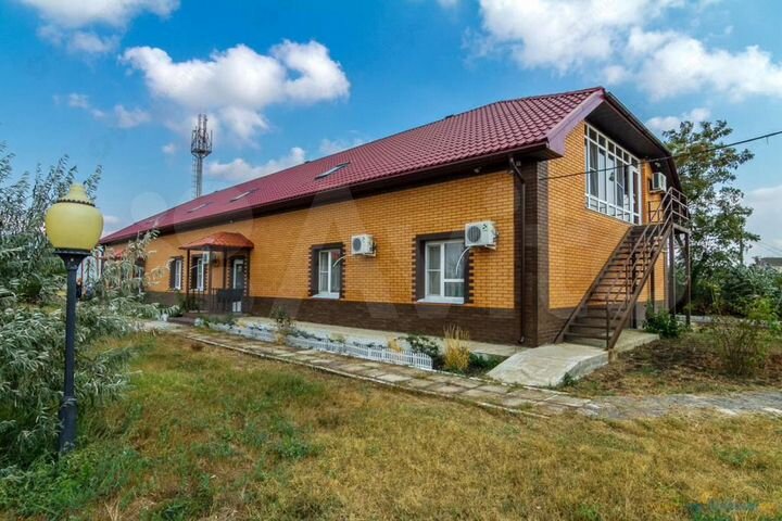 Гостиница, 1200 м²