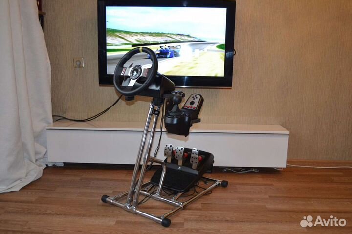 Стойка для руля Logitech G923