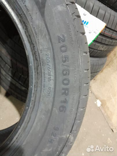 DoubleStar Maximum DH08 205/60 R16 92H