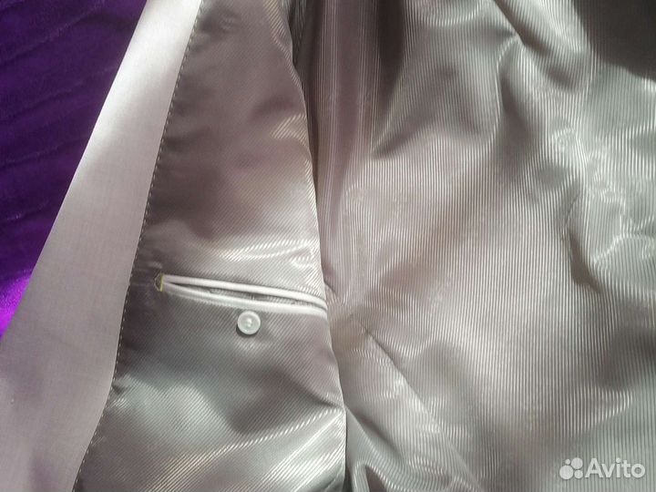 Костюм мужской новый