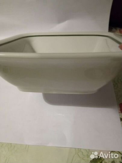 Тарелка старинная квадратная