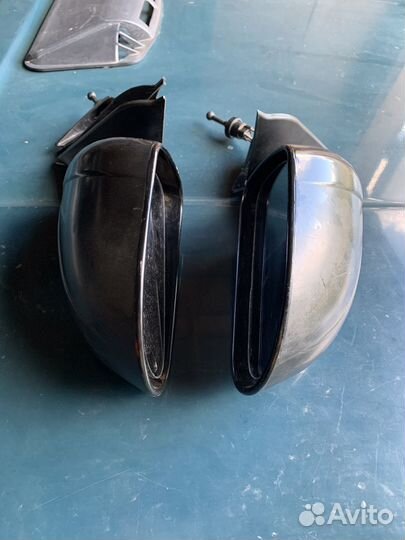 Зеркало заднего вида