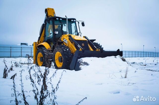 Аренда Экскаватора погрузчика услуги трактора в Санкт-Петербурге ...