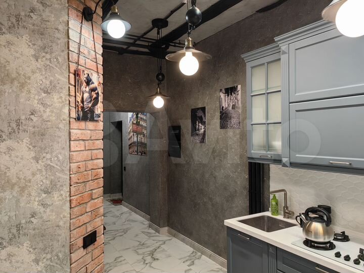 2-к. квартира, 102,2 м², 3/3 эт.