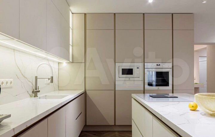 4-к. квартира, 115 м², 7/21 эт.