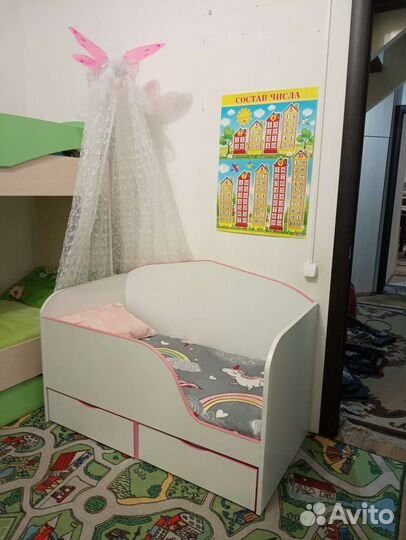 Кровать для девочки до 5 лет +шкаф