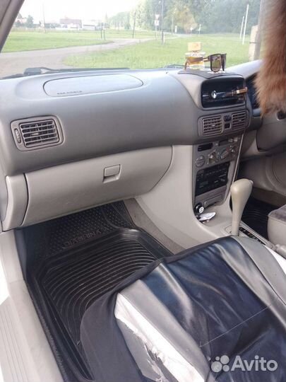 Toyota Corolla, 1998