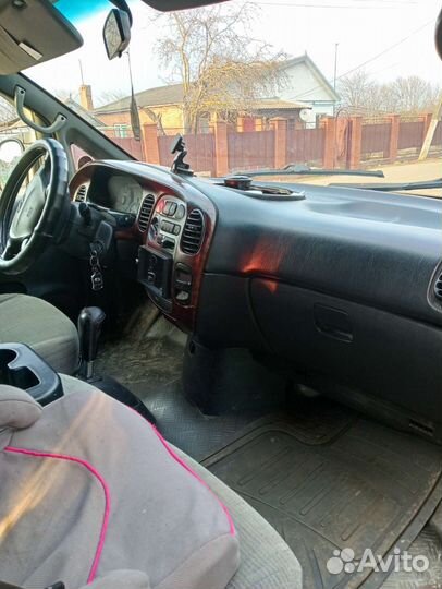 Hyundai Starex 2.5 AT, 2004, 331 000 км