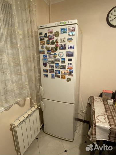 Холодильник Liebherr premium KTG 4066