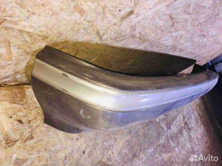 Бампер задний седанht Nissan Cima Y31 Серыйцарапин