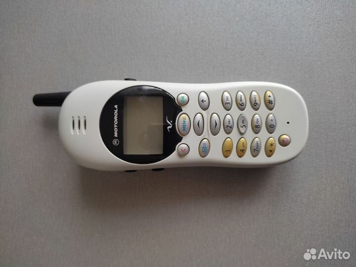 Motorola V2288