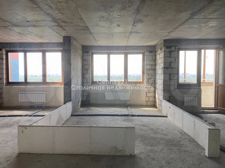 3-к. квартира, 84 м², 18/24 эт.