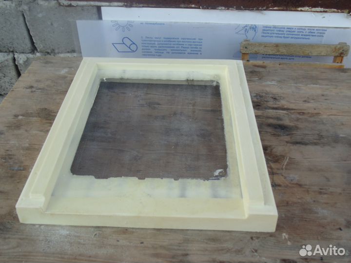 Ульи из ппу 8и 10 рамок.плотность-150 кг/М3