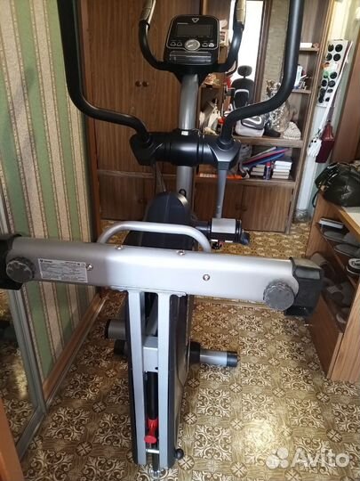 Эллиптический тренажер torneo