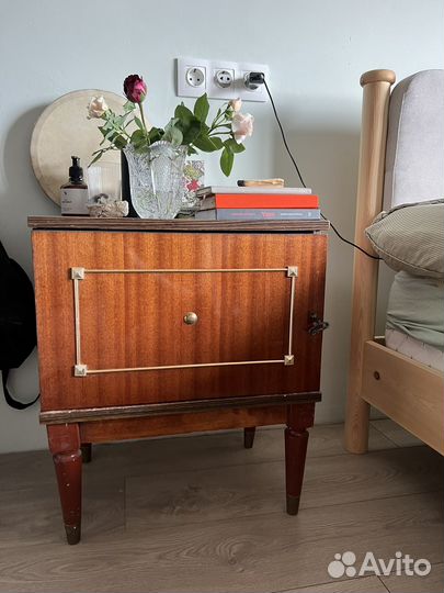 Тумба прикроватная винтажная